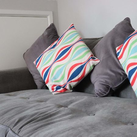Wester-Moor Comfy Modern House In Barnstaple By Staystay Com Bagian luar foto