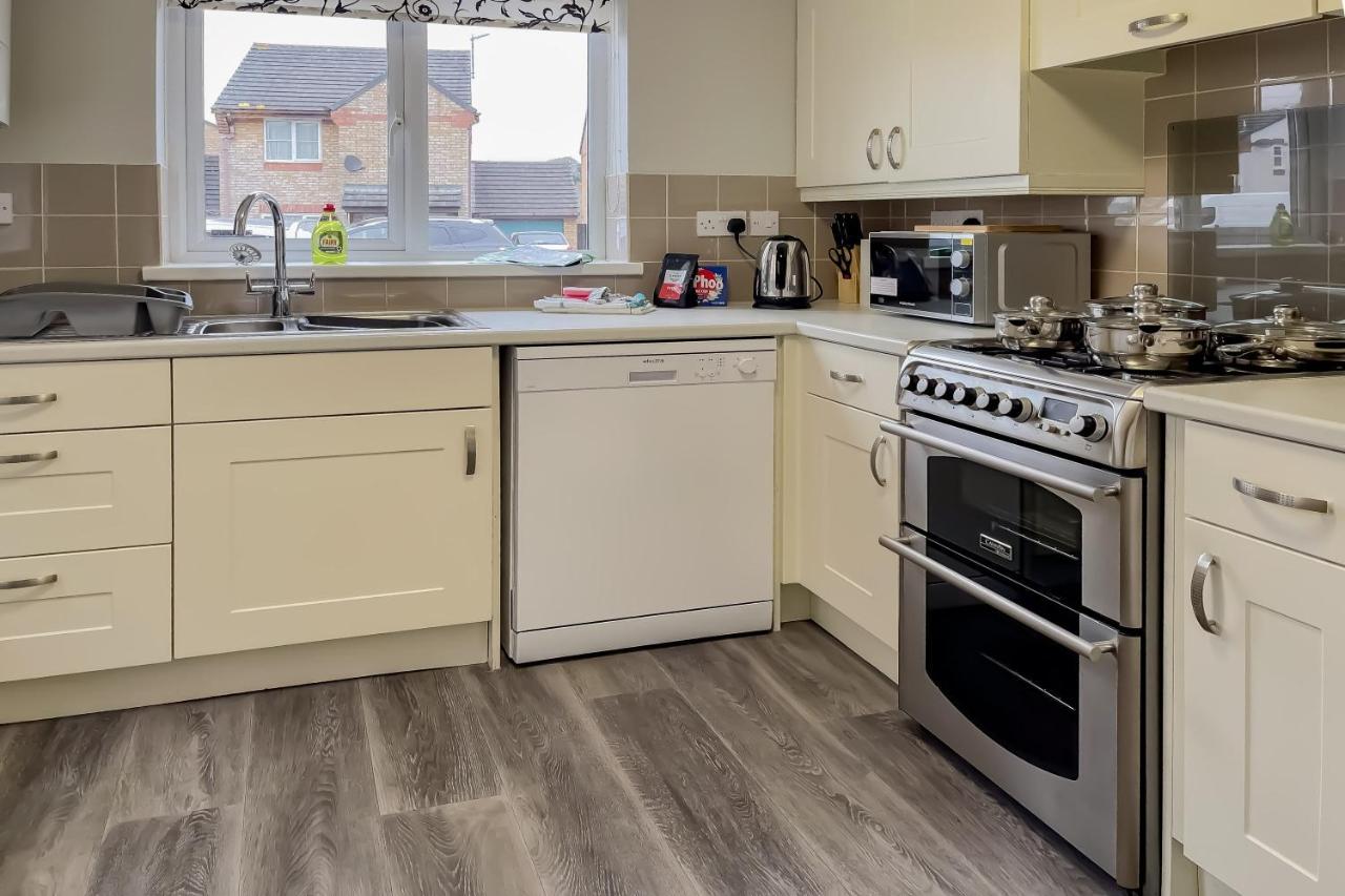 Wester-Moor Comfy Modern House In Barnstaple By Staystay Com Bagian luar foto